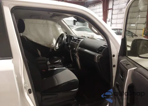 2022 Toyota 4Runner Sr5 z USA, uszkodzony, nr VIN JTEMU5JR8N6048961